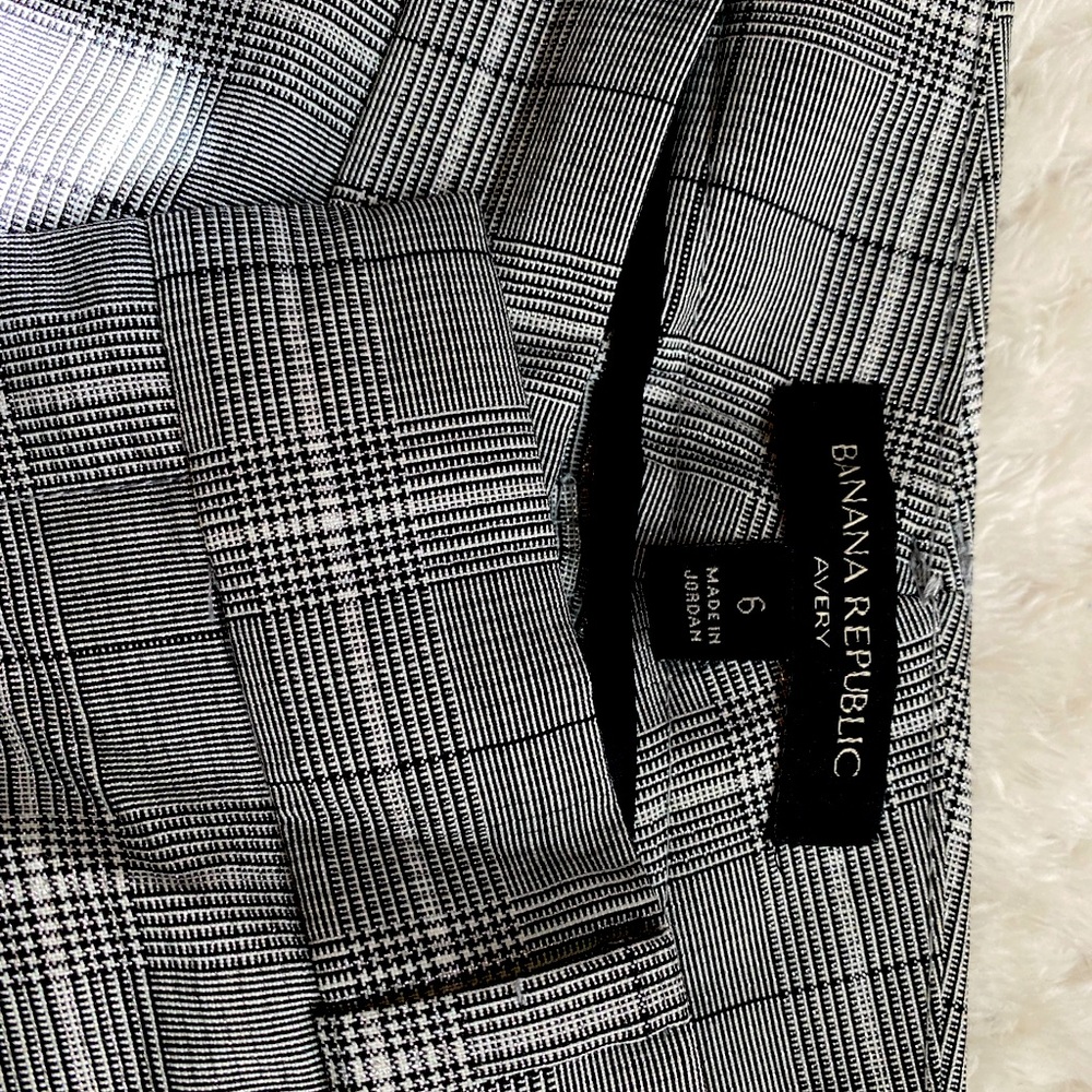 Banana Republic Avery pants - 3 pairs - size 6 - like new